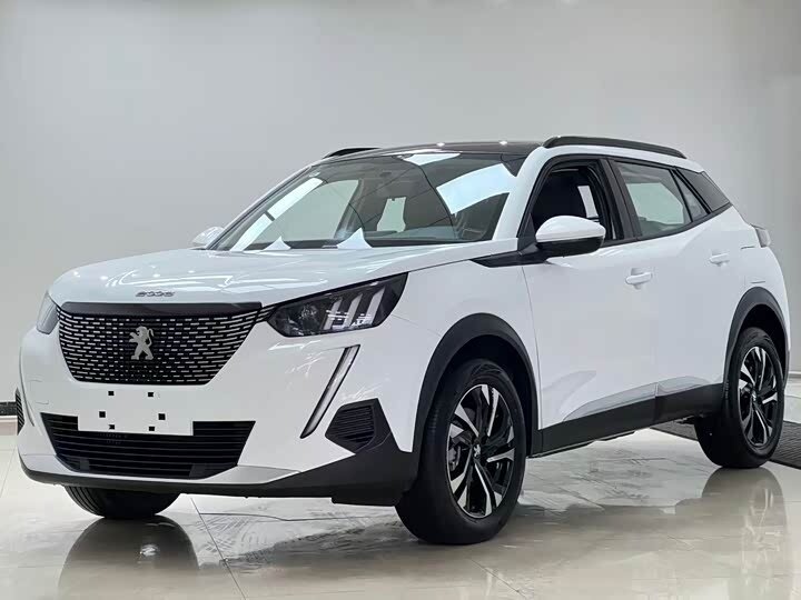Открыть фотографии: Peugeot 2008 II