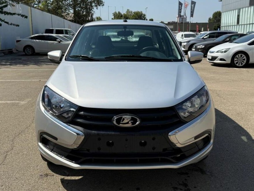 Открыть фотографии: Lada (ВАЗ) Granta I Рестайлинг