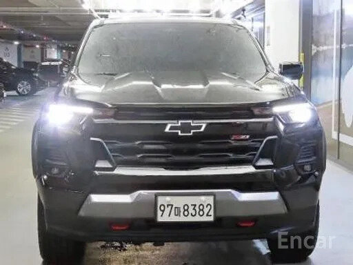 Открыть фотографии: Chevrolet Colorado III