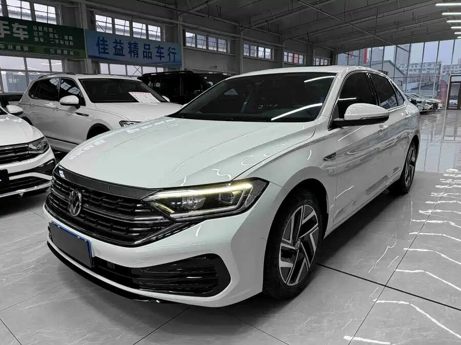 Volkswagen Sagitar III Рестайлинг