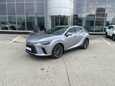 Lexus RX V