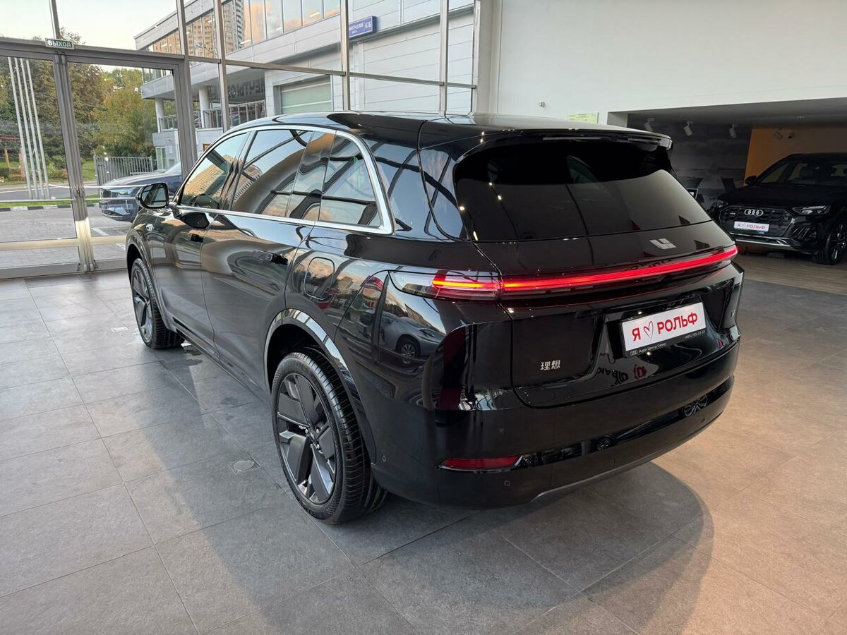 Li Auto (Lixiang) L7 52.3 kWh I Рестайлинг