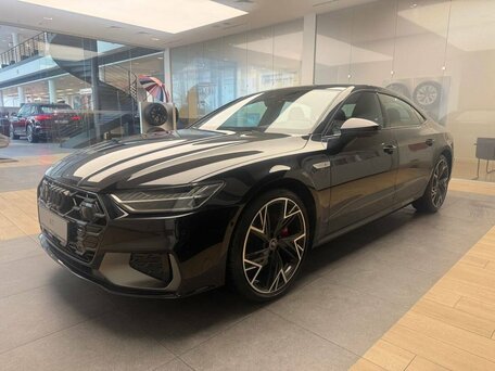 Audi A7 II (4K)