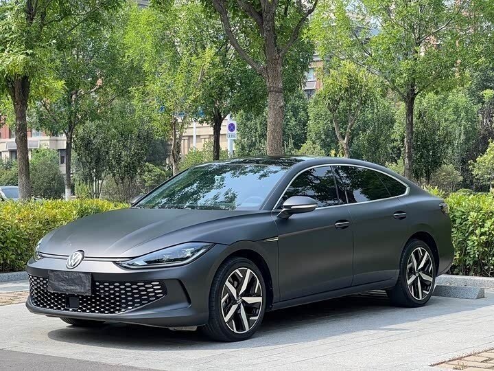Открыть фотографии: Volkswagen Lamando II