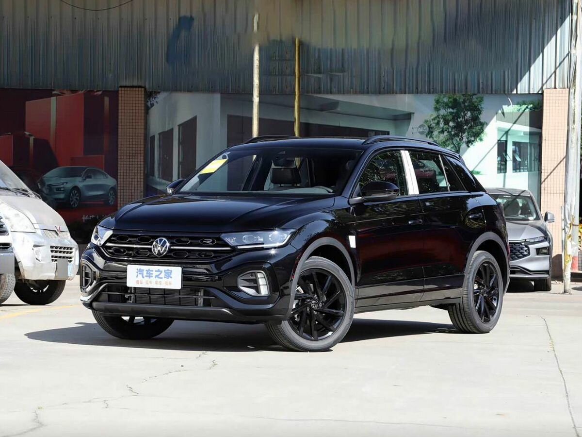 Открыть фотографии: Volkswagen T-Roc I Рестайлинг