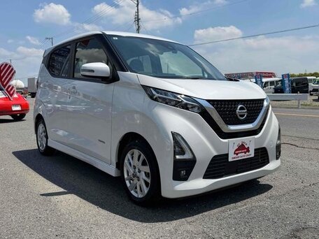 Nissan Dayz II