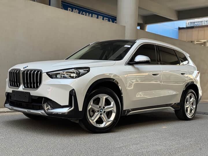 Открыть фотографии: BMW X1 III (U11/U12)