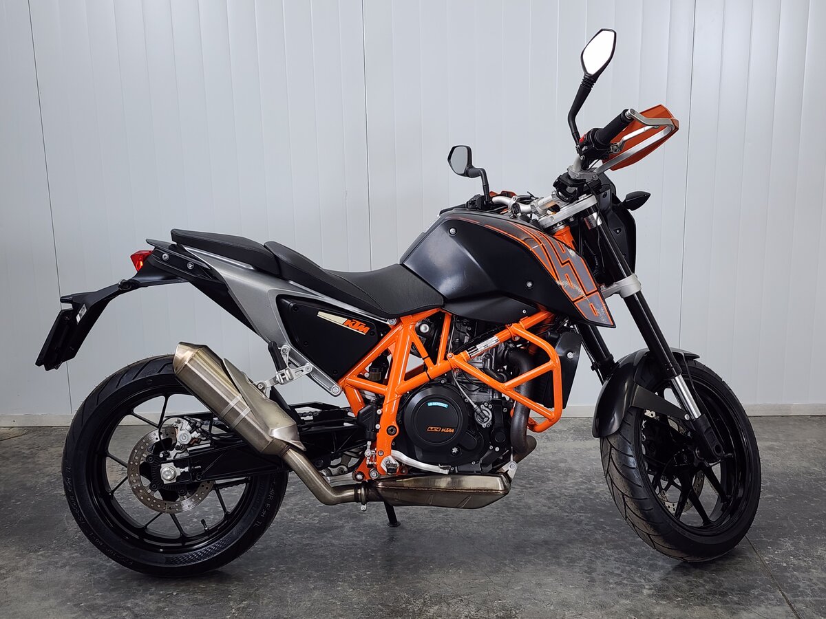 KTM 690 Duke
