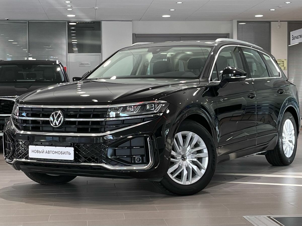 Открыть фотографии: Volkswagen Touareg III Рестайлинг