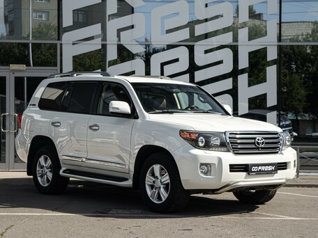 Toyota Land Cruiser 200 Series Рестайлинг 1