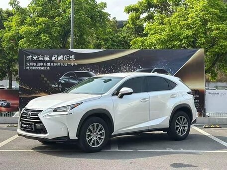 Lexus NX I