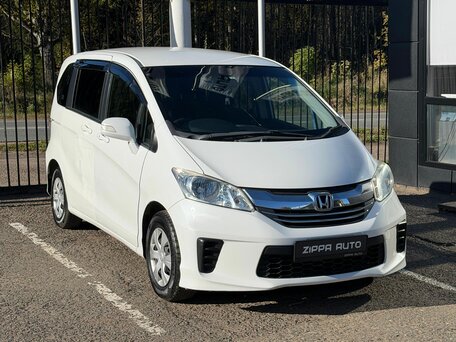 Honda Freed I Рестайлинг