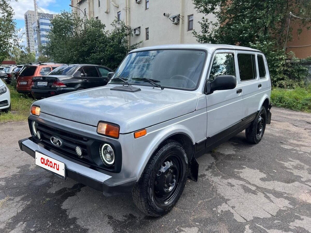 Открыть фотографии: Lada (ВАЗ) 2131 (4x4) I