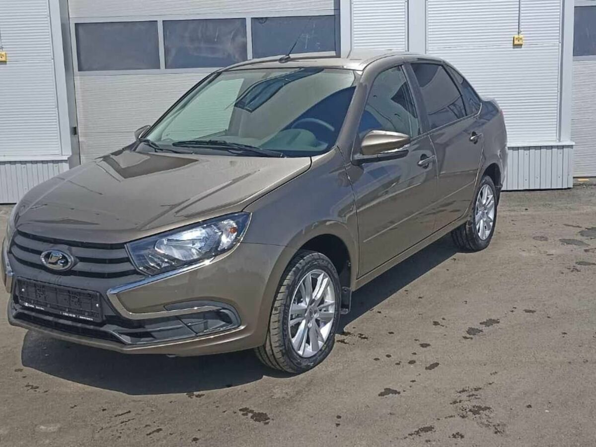 Открыть фотографии: Lada (ВАЗ) Granta I Рестайлинг