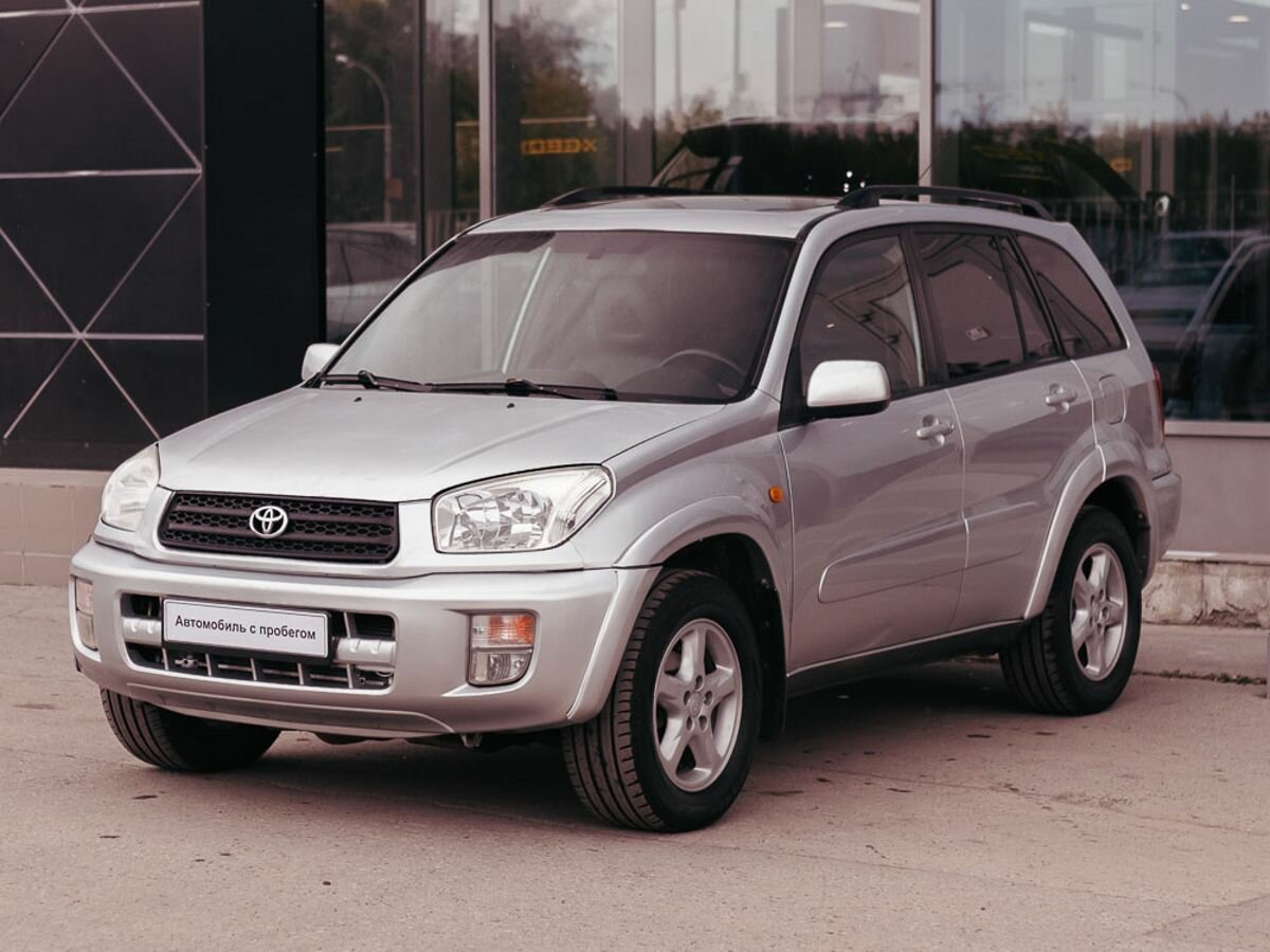 Открыть фотографии: Toyota RAV4 II (XA20)