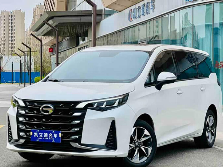 Открыть фотографии: GAC Trumpchi M6 Pro
