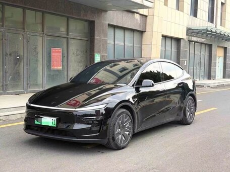 Tesla Model Y I Рестайлинг