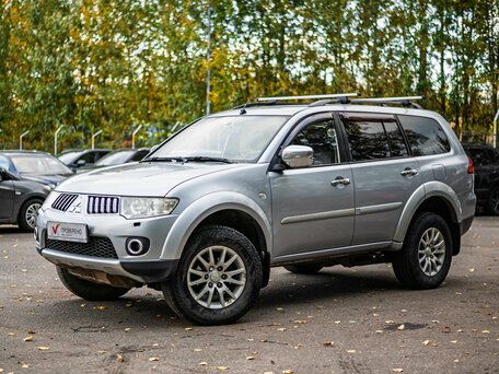 Mitsubishi Pajero Sport II