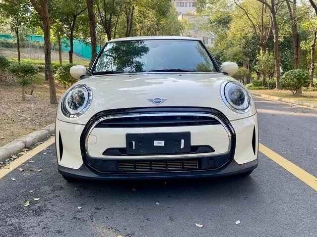 Mini Hatch One III (F55/F56) Рестайлинг 2