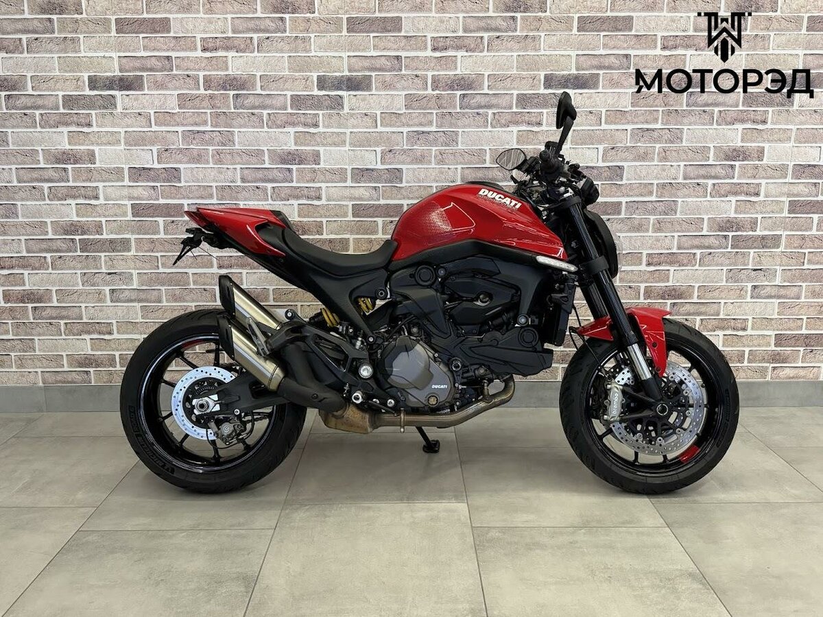 Ducati Monster 937