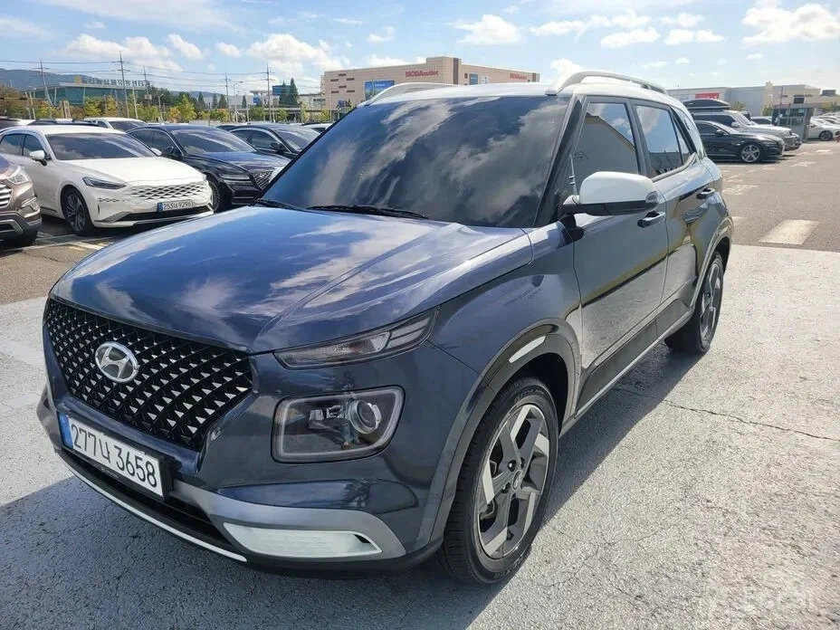 Hyundai Venue I