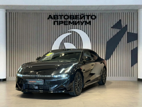 Lynk & Co 10