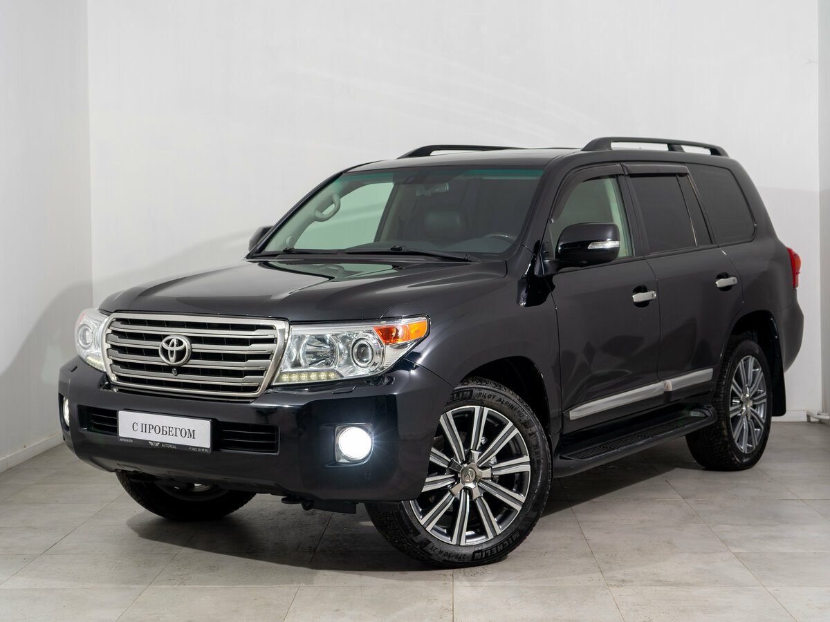 Открыть фотографии: Toyota Land Cruiser 200 Series Рестайлинг 1