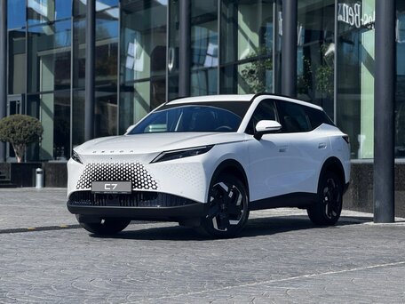 Omoda C7