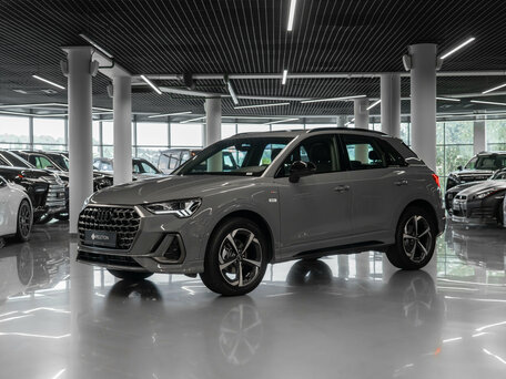 Audi Q3 II (F3)