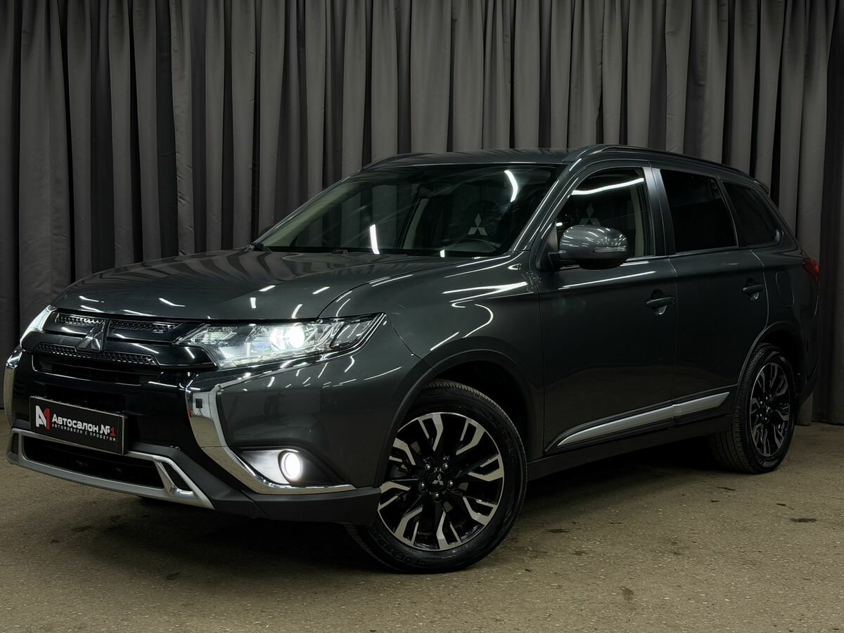 Открыть фотографии: Mitsubishi Outlander III Рестайлинг 3
