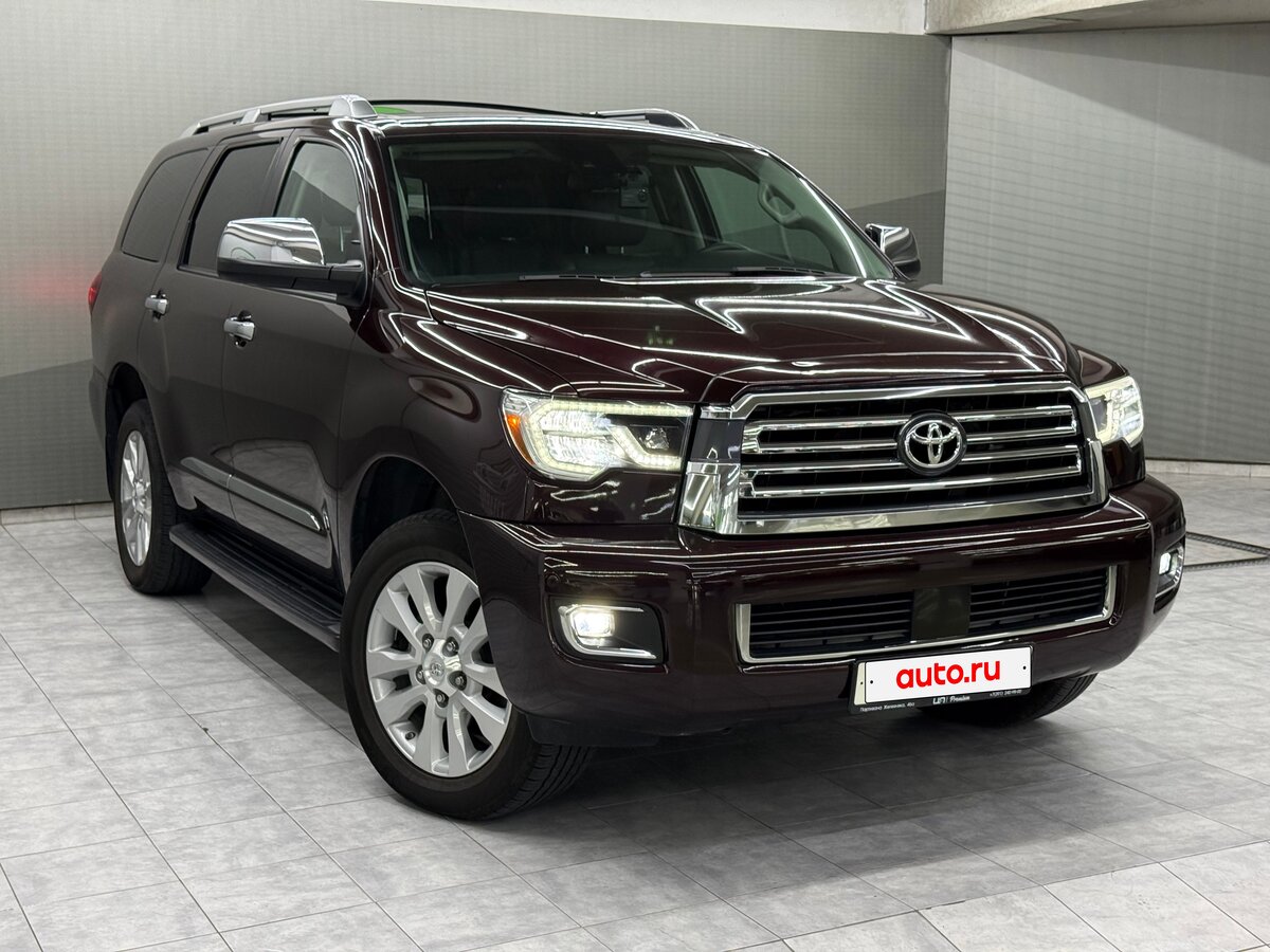 Открыть фотографии: Toyota Sequoia II Рестайлинг
