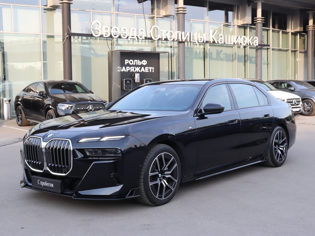 Открыть фотографии: BMW 7 серии VII (G70)