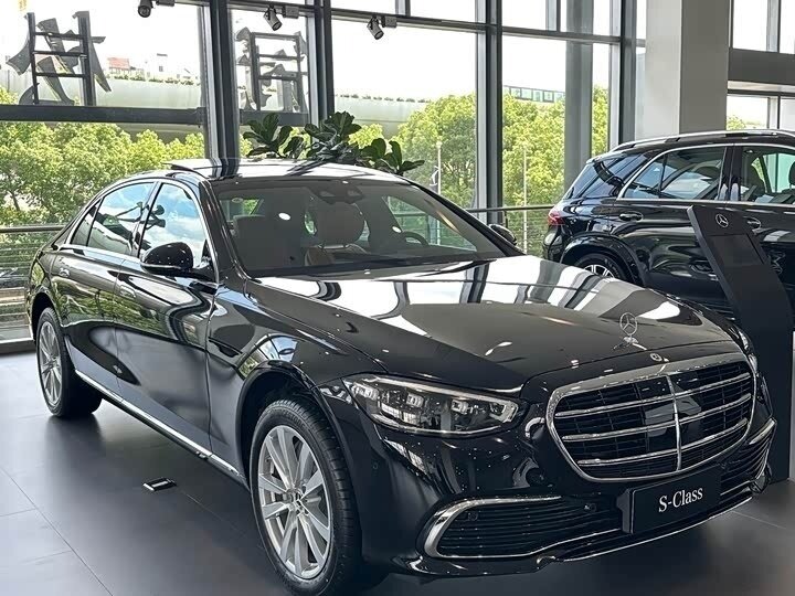 Открыть фотографии: Mercedes-Benz S-Класс VII (W223) Рестайлинг