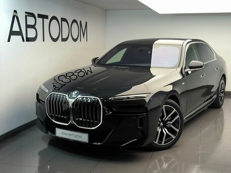 BMW 7 серии VII (G70)