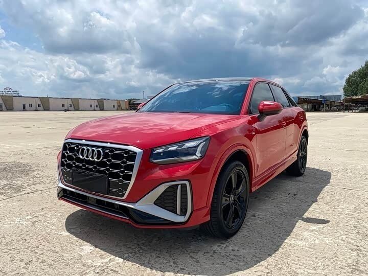 Открыть фотографии: Audi Q2 I Рестайлинг