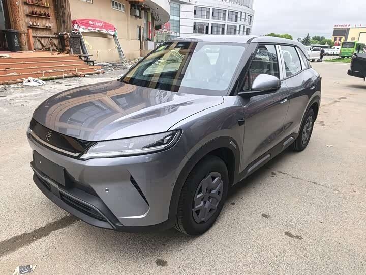 Открыть фотографии: BYD Yuan Up