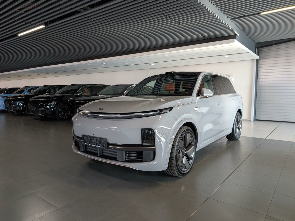 Открыть фотографии: Li Auto (Lixiang) L9 I Рестайлинг