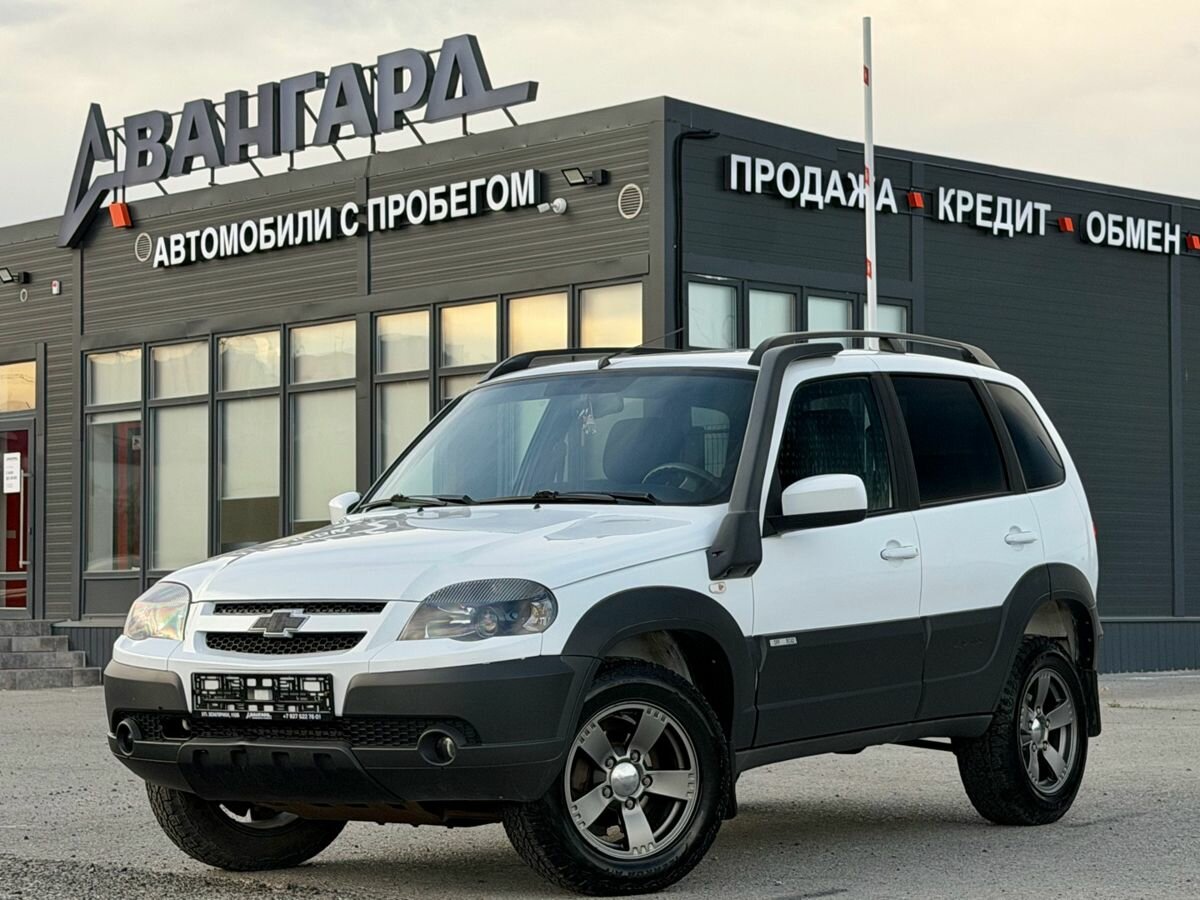 Открыть фотографии: Chevrolet Niva I Рестайлинг