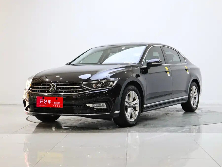 Открыть фотографии: Volkswagen Magotan B8 Рестайлинг