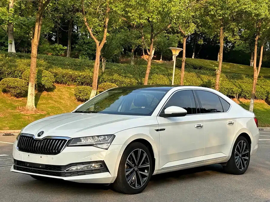 Открыть фотографии: Skoda Superb III Рестайлинг