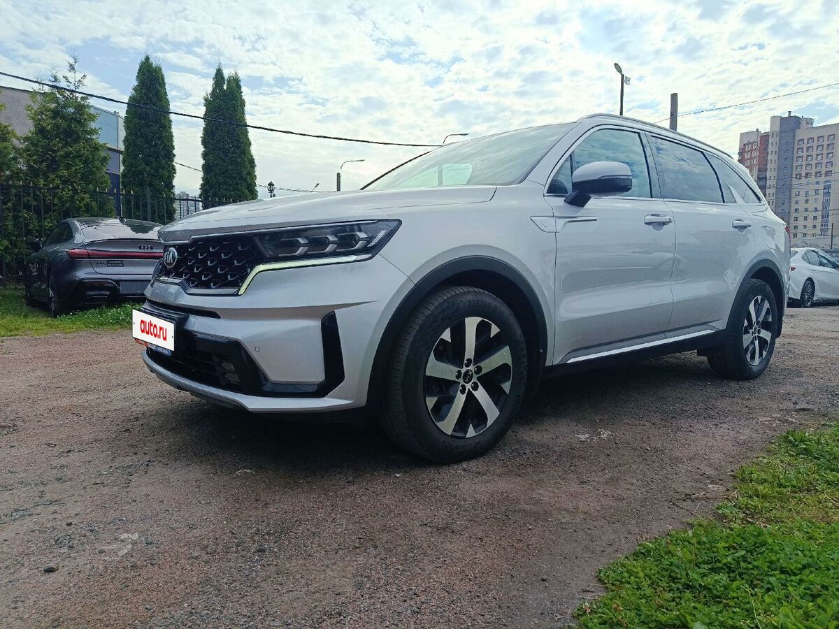 Открыть фотографии: Kia Sorento IV