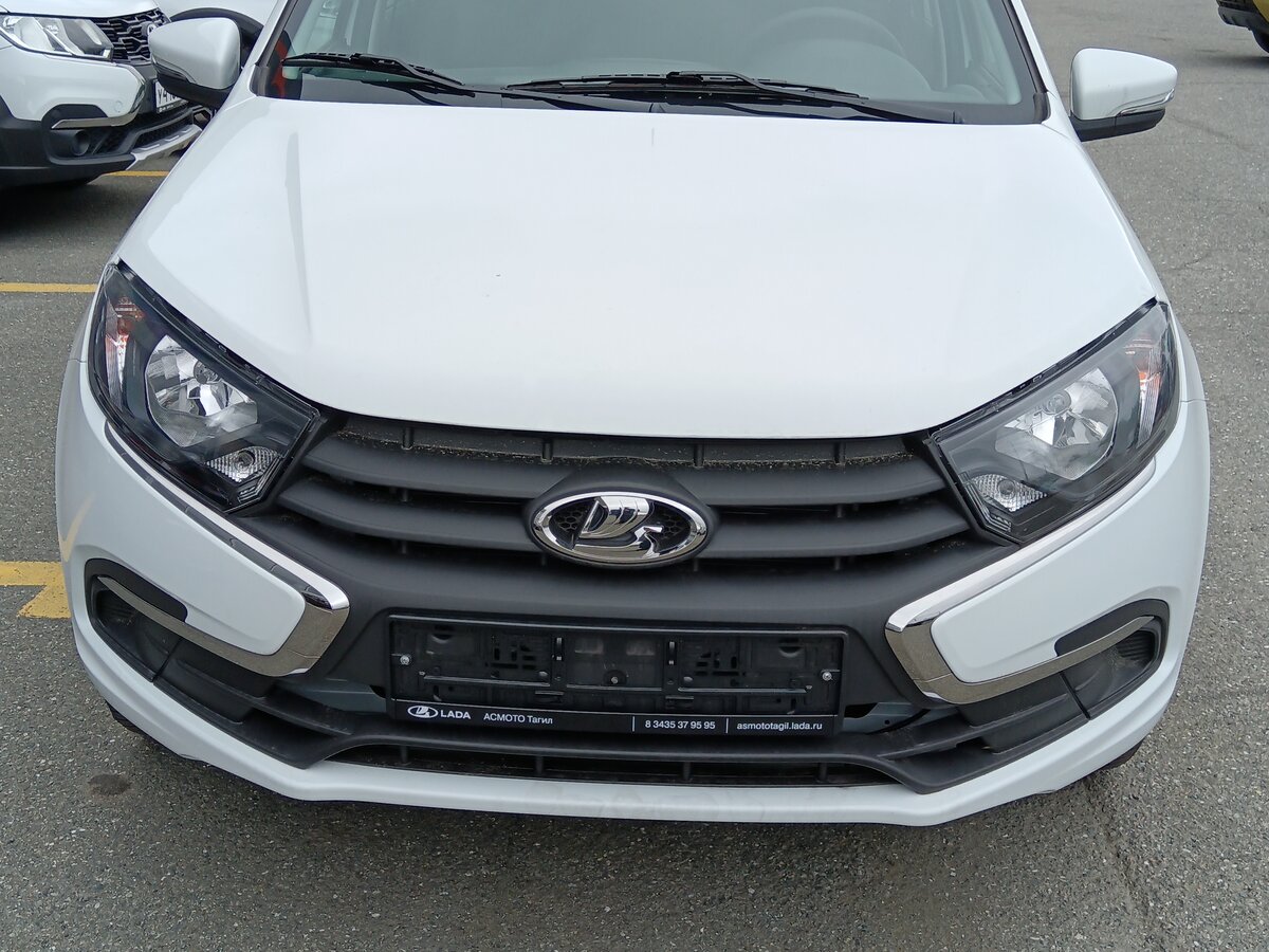 Открыть фотографии: Lada (ВАЗ) Granta I Рестайлинг