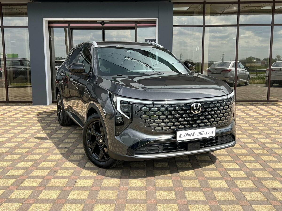 Открыть фотографии: Changan UNI-S I Рестайлинг