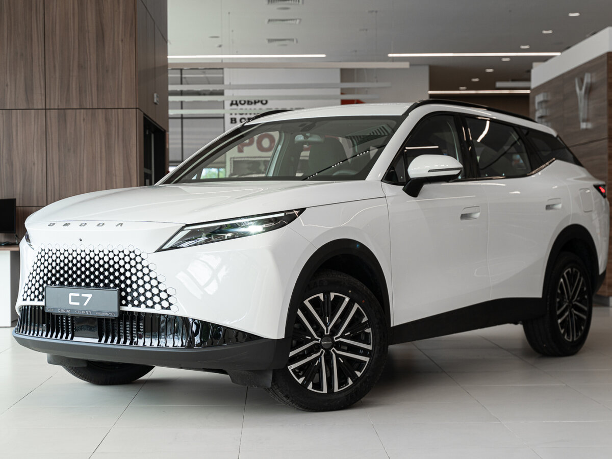 Открыть фотографии: Omoda C7