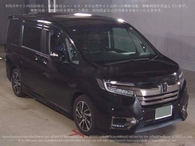 Открыть фотографии: Honda Stepwgn V Рестайлинг