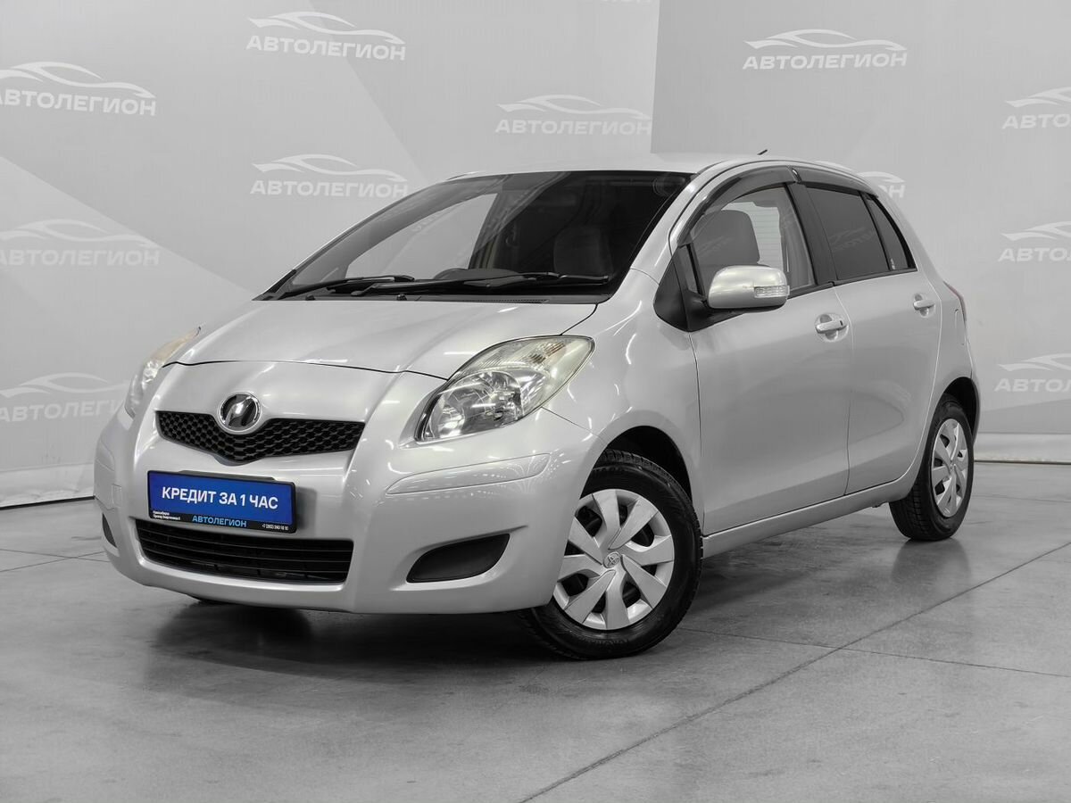 Открыть фотографии: Toyota Vitz II (XP90)