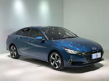 Hyundai Elantra VII (CN7)