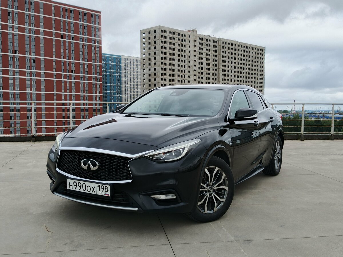 Открыть фотографии: Infiniti Q30