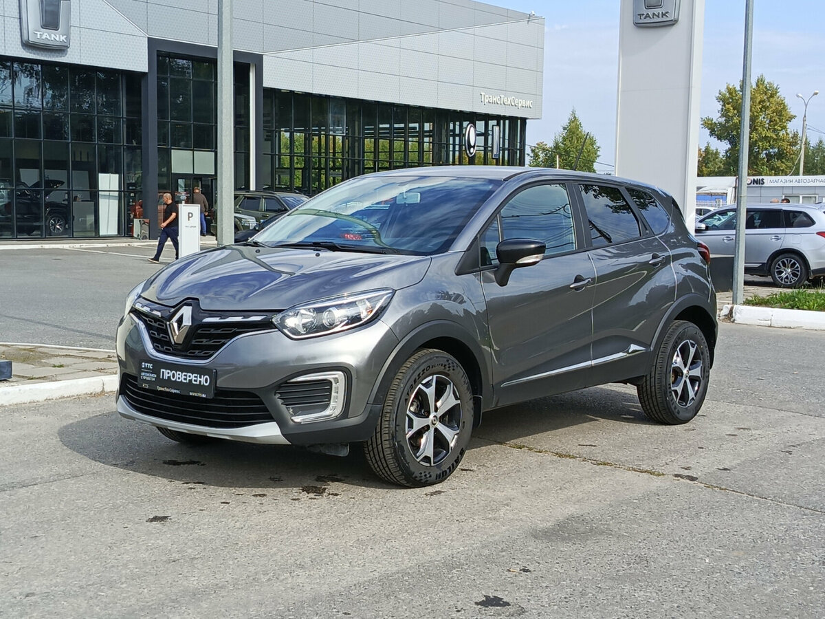 Открыть фотографии: Renault Kaptur I Рестайлинг
