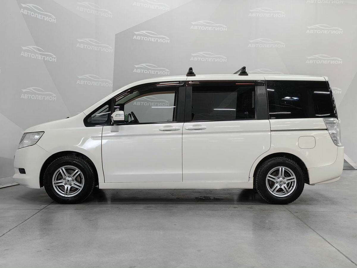 Открыть фотографии: Honda Stepwgn IV